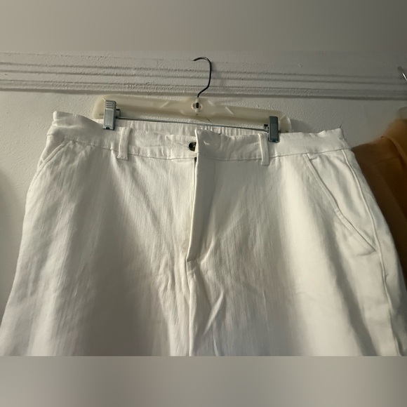 Universal Standard Carol High Rise White Jeans - Picture 6 of 9